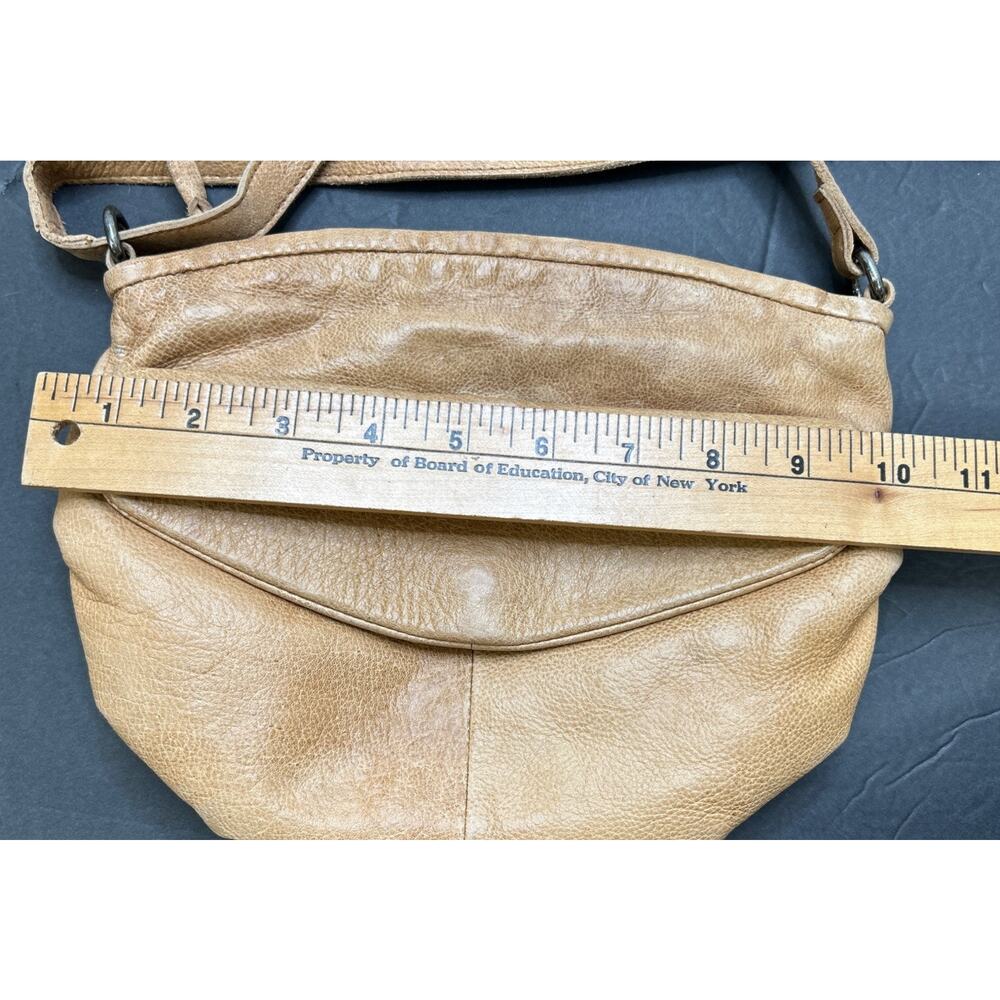 Latico NJ USA Malta Leather Crossbody Handbag Brown / Cognac Small Soft Leather - Picture 4 of 10